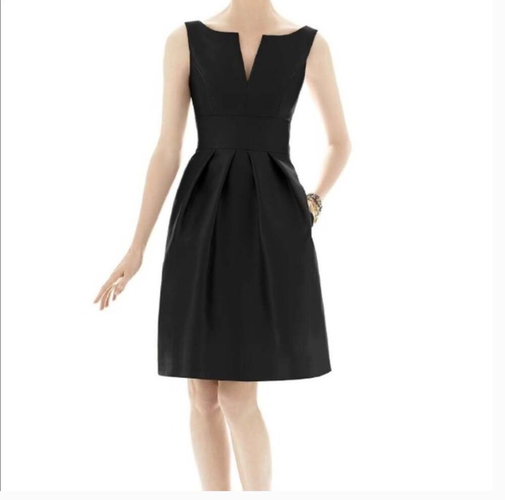 ALFRED SUNG | Black Notch Collar Bateau Neck Bridesmaids cocktail Dress d654 | 8